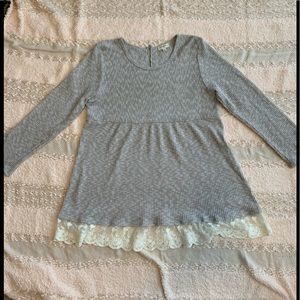 Umgee lace lined tunic